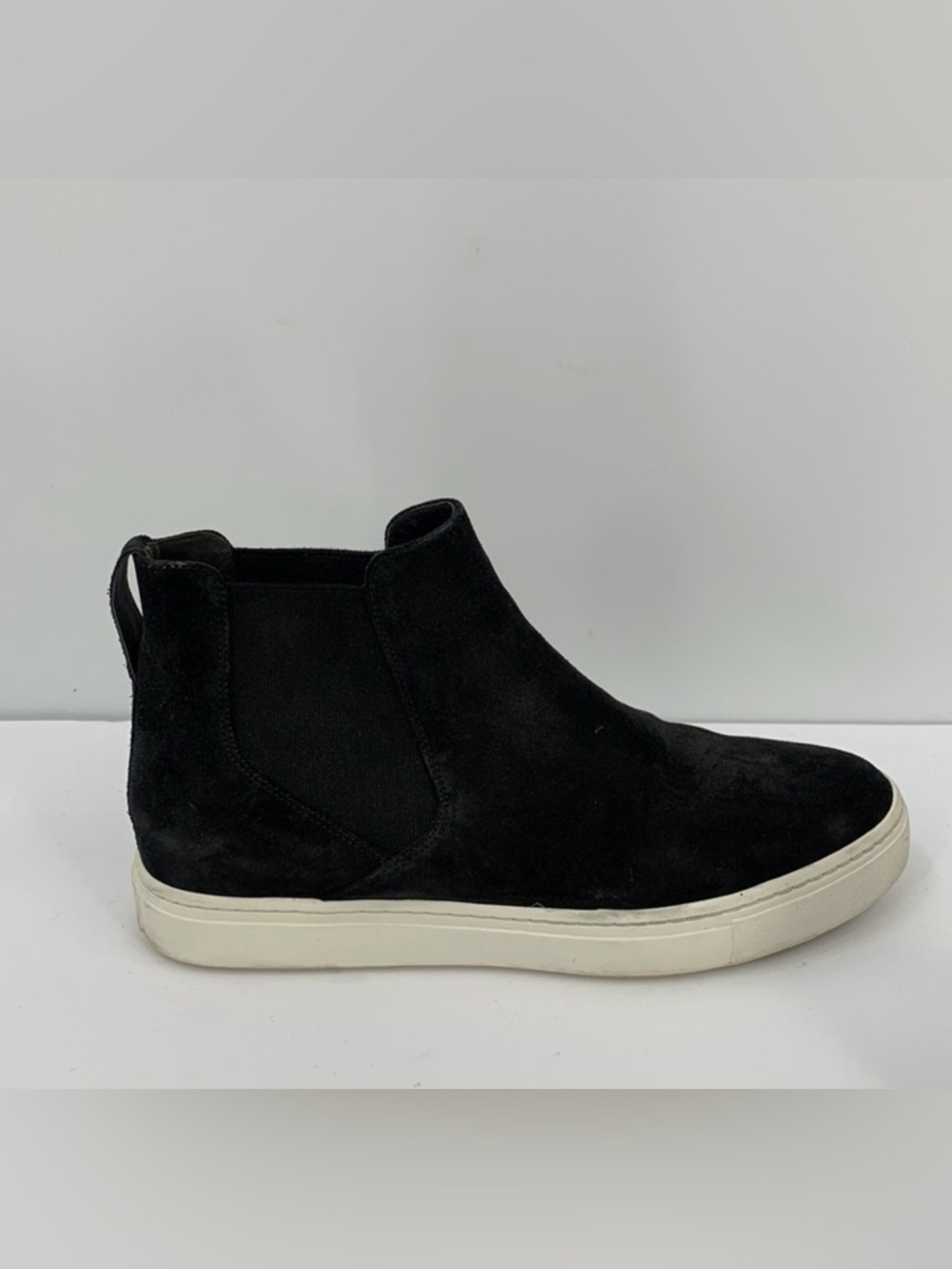 Vince Newlyn high top black suede sneaker shoe Chelsea ankle platform women 38 8